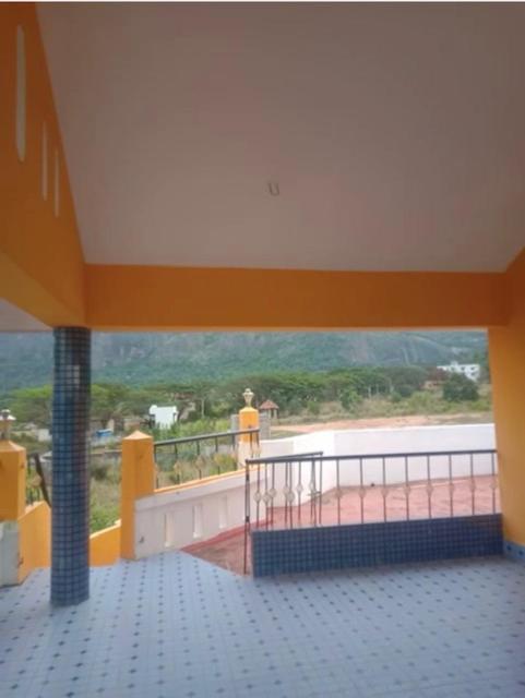 Imperial Inn - Haroz Kuttālam Extérieur photo